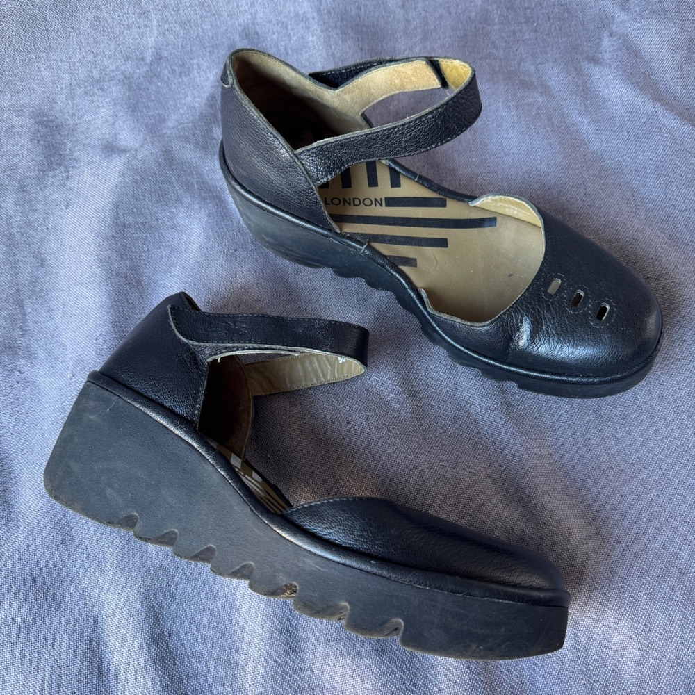 Fly London Yaz Black Leather Wedge Mary Jane Pump Shoes EU 40 US 9-9.5 501305000 - Picture 2 of 13